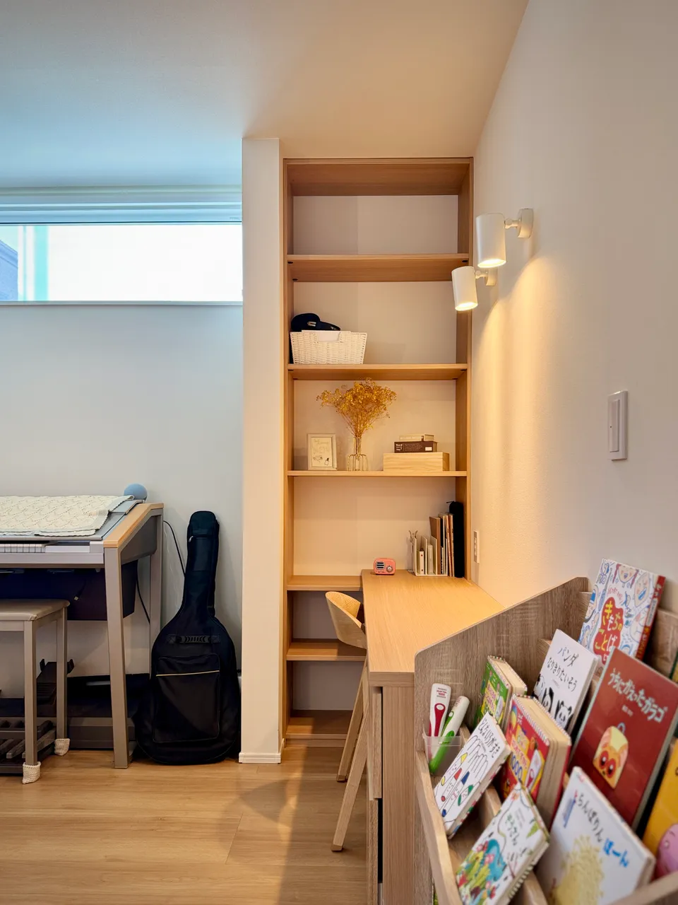 知性と安らぎが共鳴する平屋の内観 9