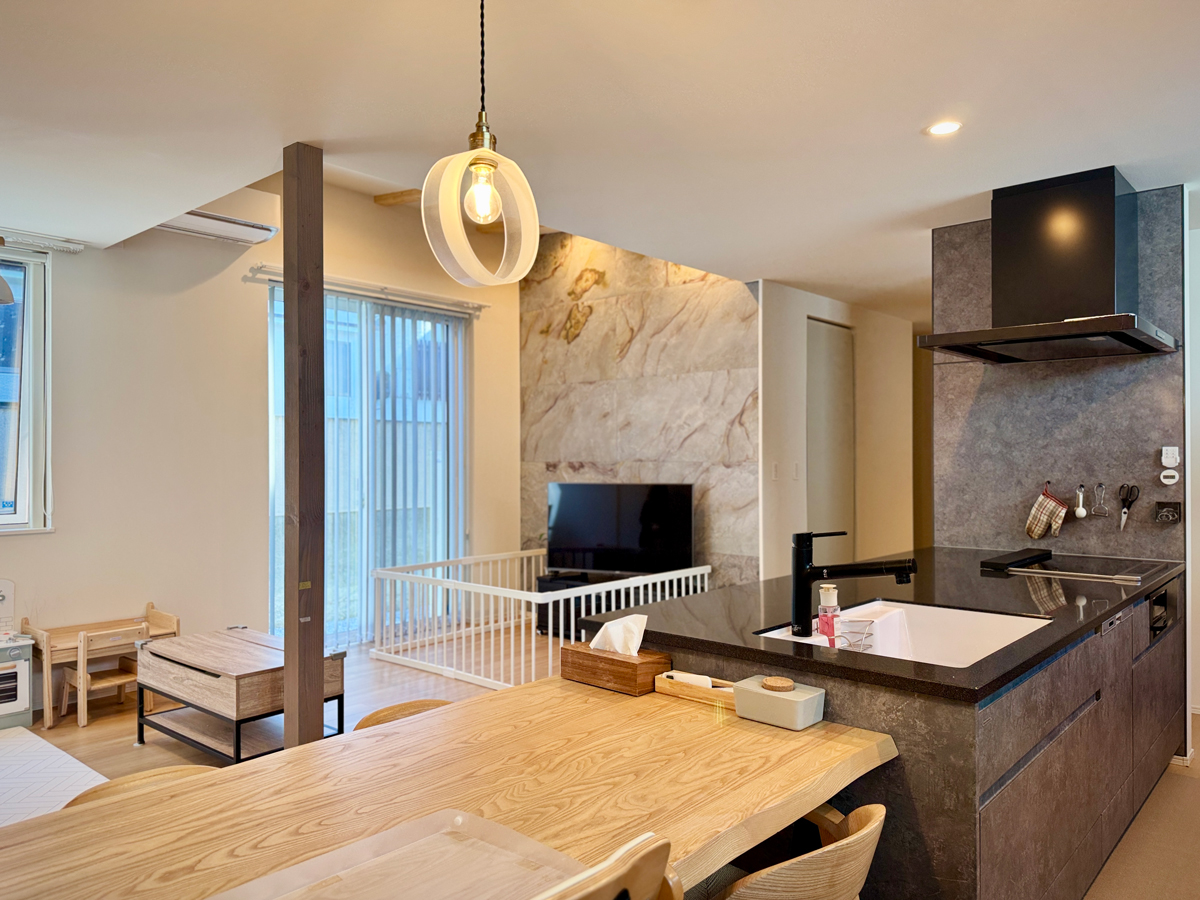 知性と安らぎが共鳴する平屋